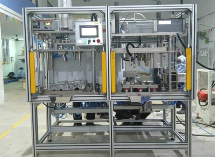 RH Cover Oil Hole Leak Testing